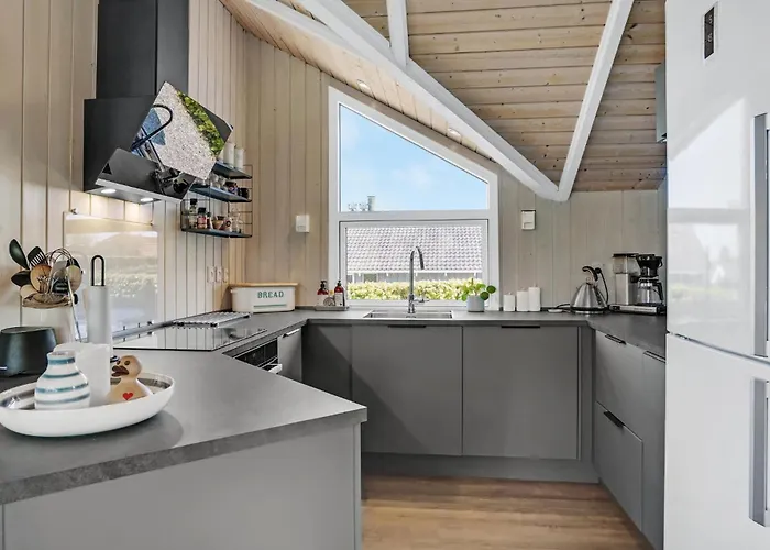 Tit Holiday home Hejls